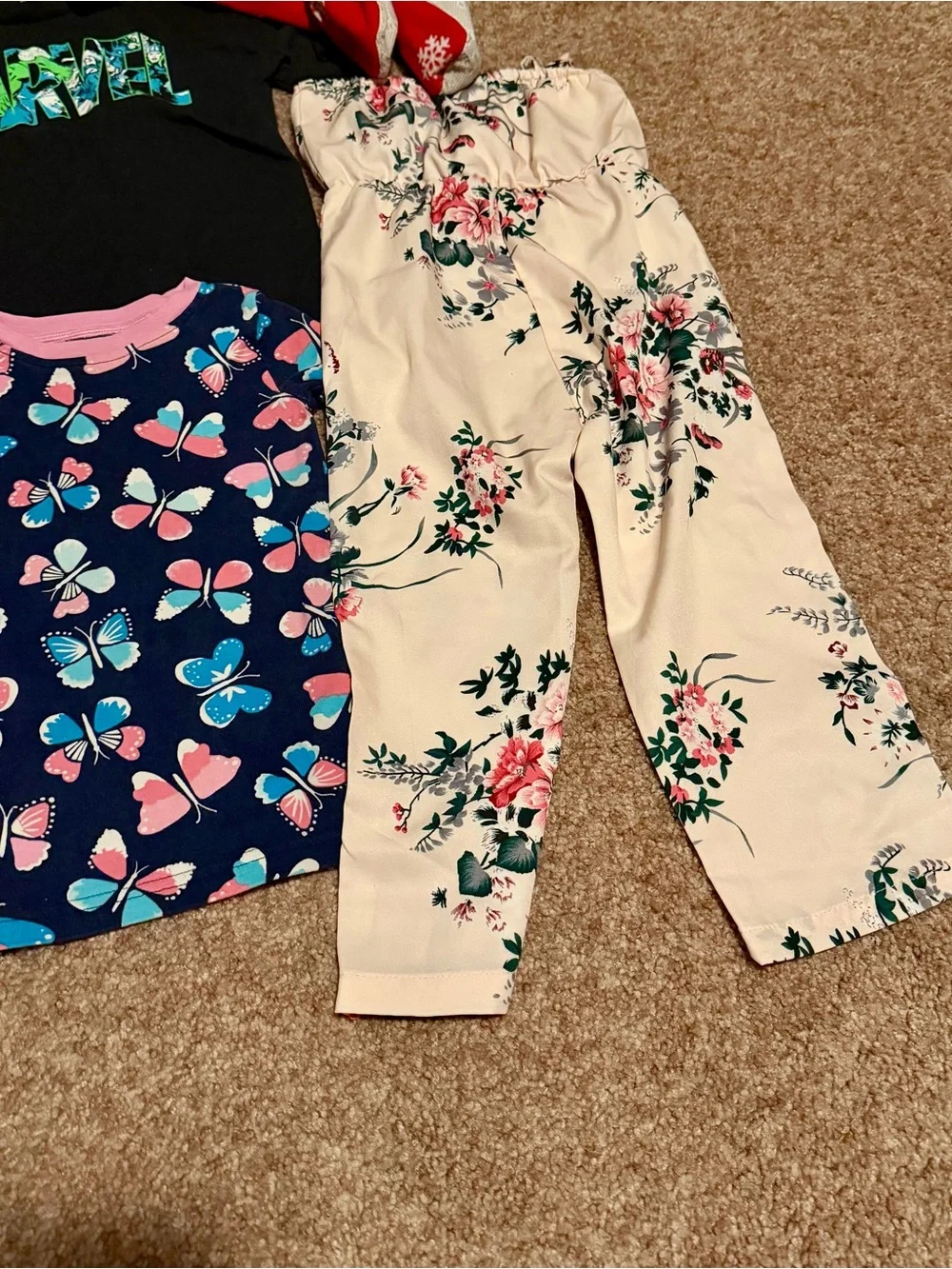 Size 3t-4t girls clothes bundle